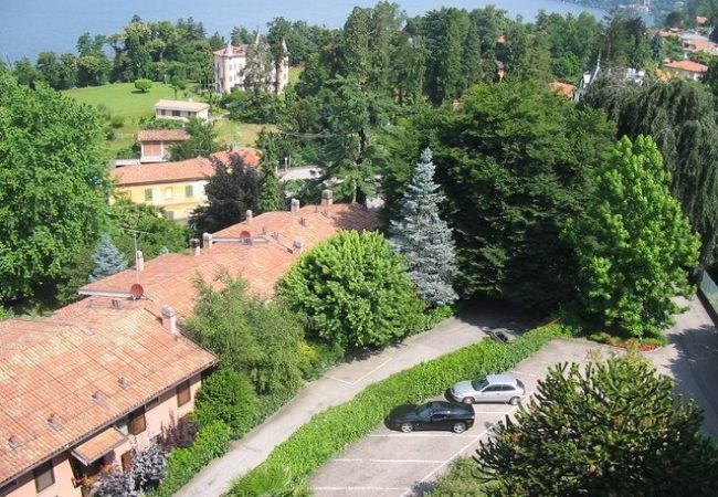 Ferienwohnung in Luino - Cordelia 6 with lake view, balcony and pool Ferienwohnung in Luino - Cordelia 6 with lake view, balcony and pool