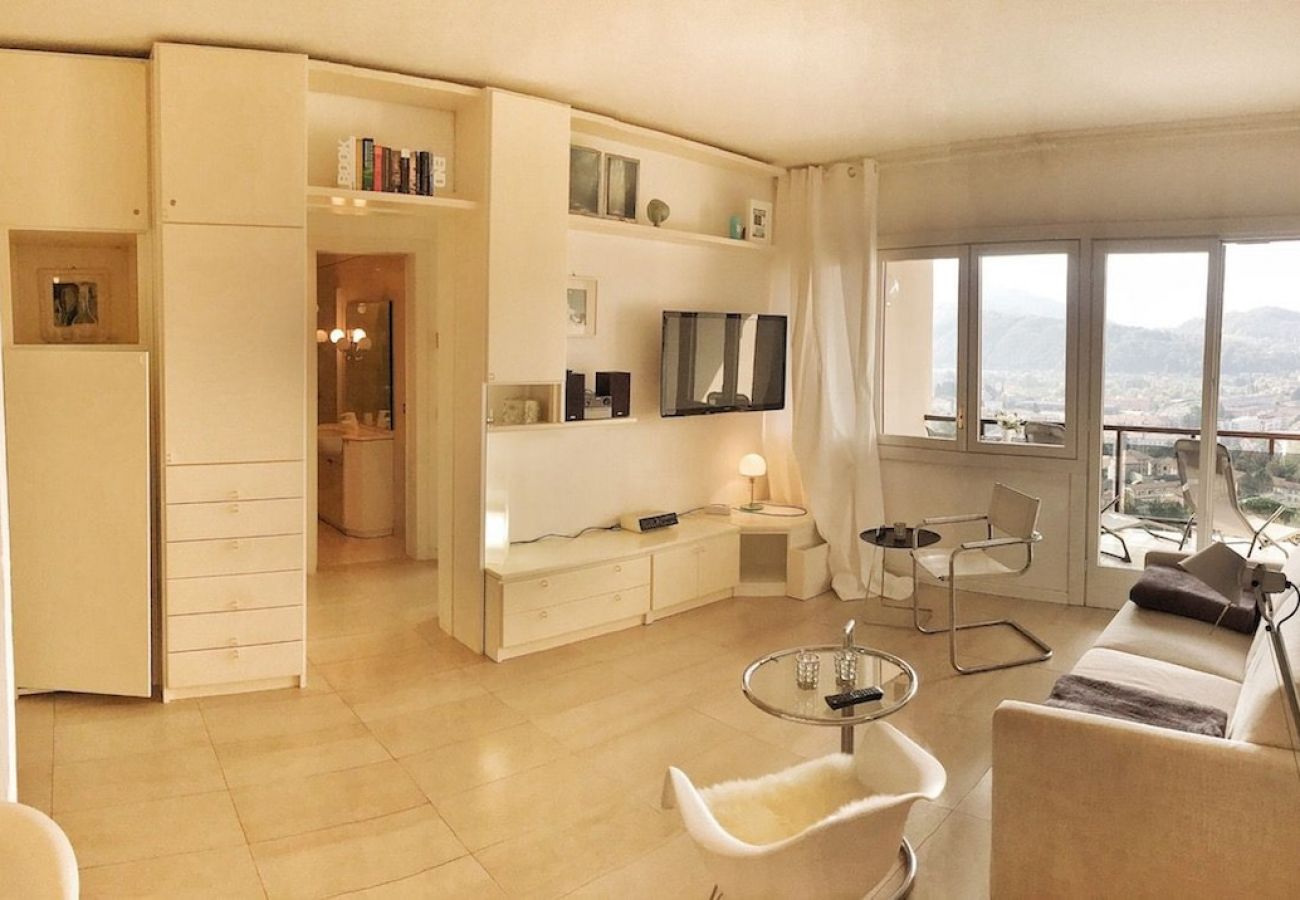 Ferienwohnung in Luino - Cordelia 6 with lake view, balcony and pool