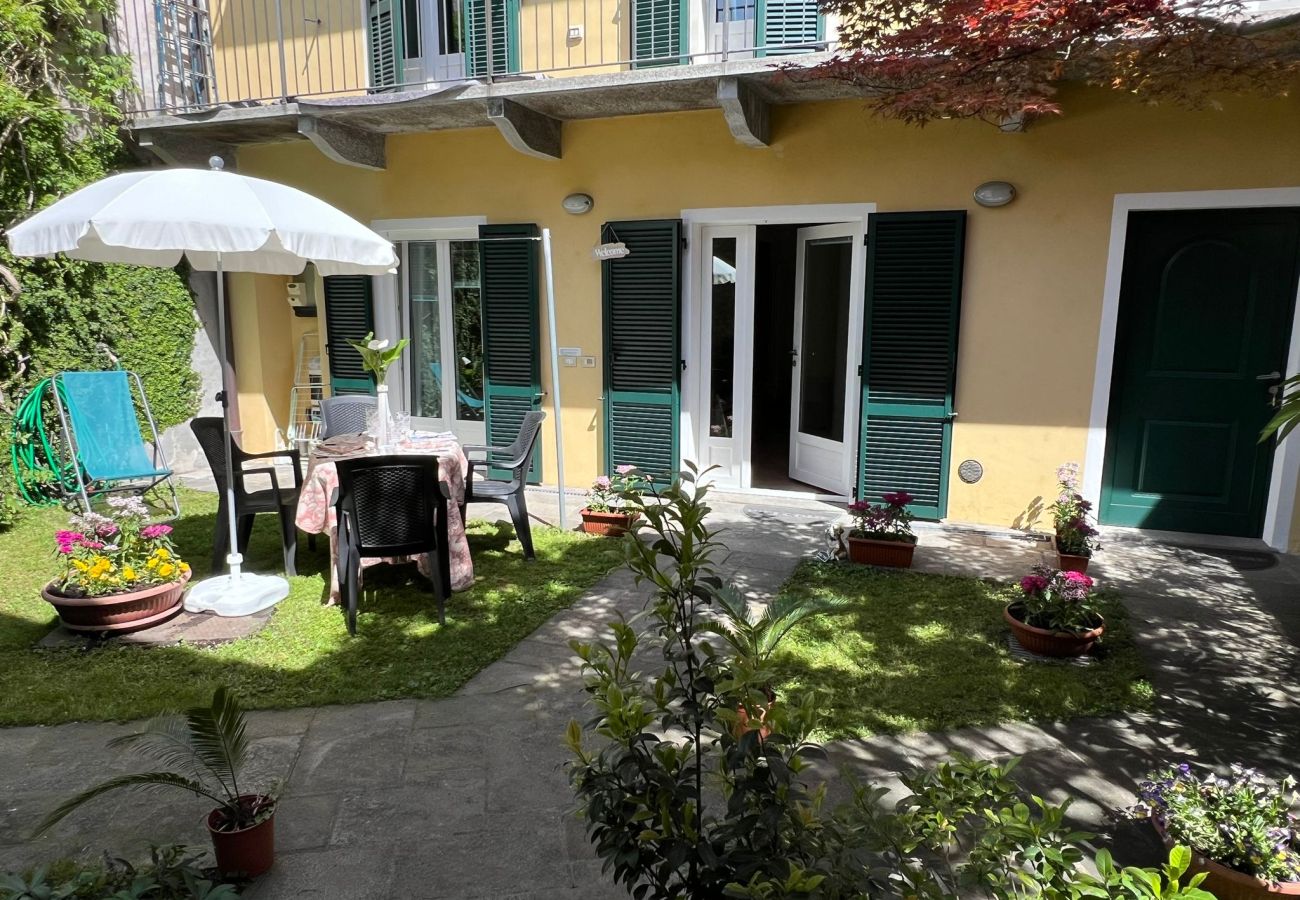 Ferienwohnung in Verbania - Arancio Apartment in the centre of Verbania Intra