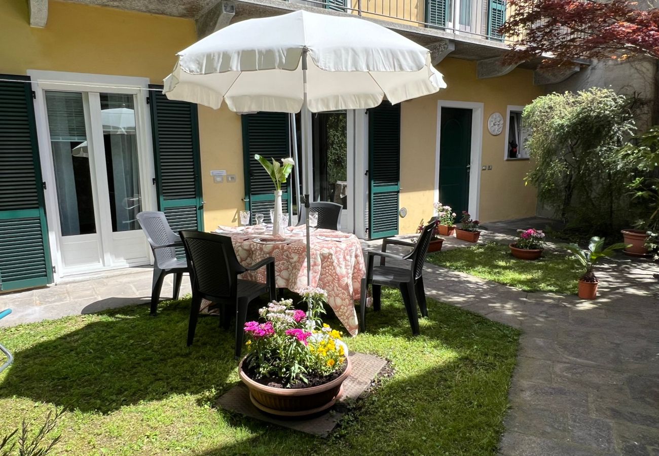 Ferienwohnung in Verbania - Arancio Apartment in the centre of Verbania Intra