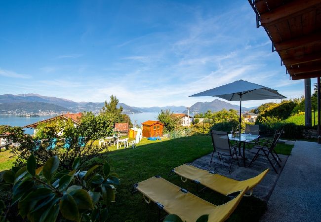 Ferienwohnung in Stresa - Asia apartment in Stresa with wonderful lake view Ferienwohnung in Stresa - Asia apartment in Stresa with wonderful lake view