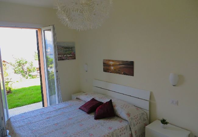 Ferienwohnung in Stresa - Asia apartment in Stresa with wonderful lake view Ferienwohnung in Stresa - Asia apartment in Stresa with wonderful lake view