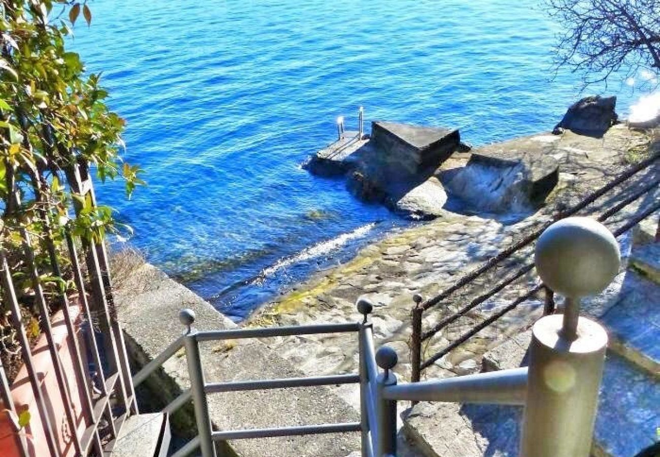 Ferienwohnung in Verbania - Anita apartment overlooking the lake in Verbania