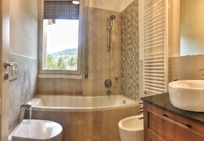 Ferienwohnung in Stresa - Bella apartment in the center of Stresa Ferienwohnung in Stresa - Bella apartment in the center of Stresa