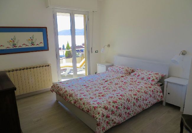 Ferienwohnung in Ghiffa - Selva 1 lake view apartment in Ghiffa with pool Ferienwohnung in Ghiffa - Selva 1 lake view apartment in Ghiffa with pool