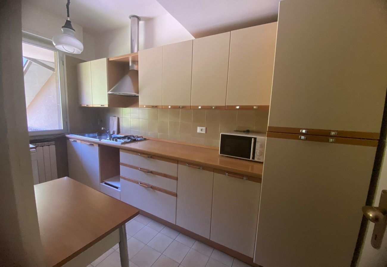 Ferienwohnung in Ghiffa - Selva 1 lake view apartment in Ghiffa with pool