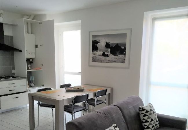 Ferienwohnung in Stresa - Canada modern apartment near the lake in Carciano Ferienwohnung in Stresa - Canada modern apartment near the lake in Carciano