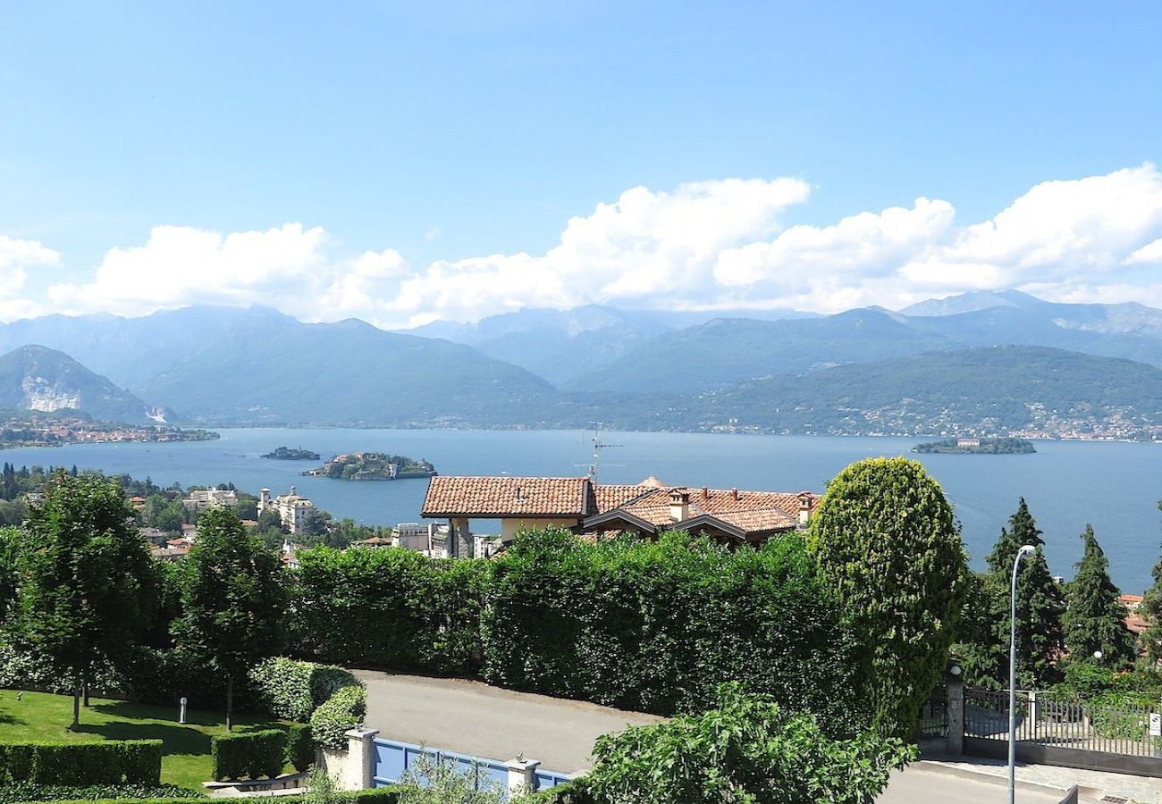 Ferienwohnung in Stresa - Africa apartment over Stresa with lake view