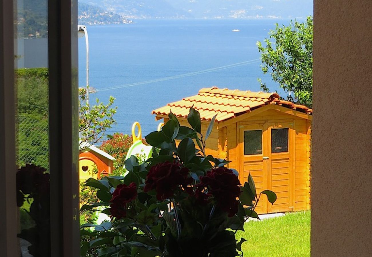 Ferienwohnung in Stresa - Africa apartment over Stresa with lake view