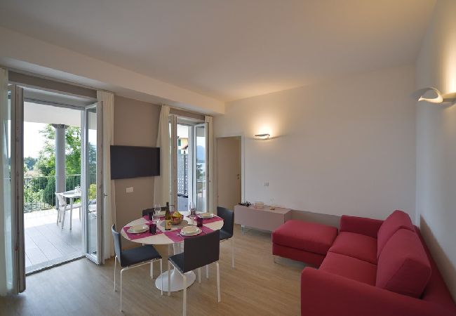 Ferienwohnung in Baveno - The View - Sun: design apt. with terrace Ferienwohnung in Baveno - The View - Sun: design apt. with terrace