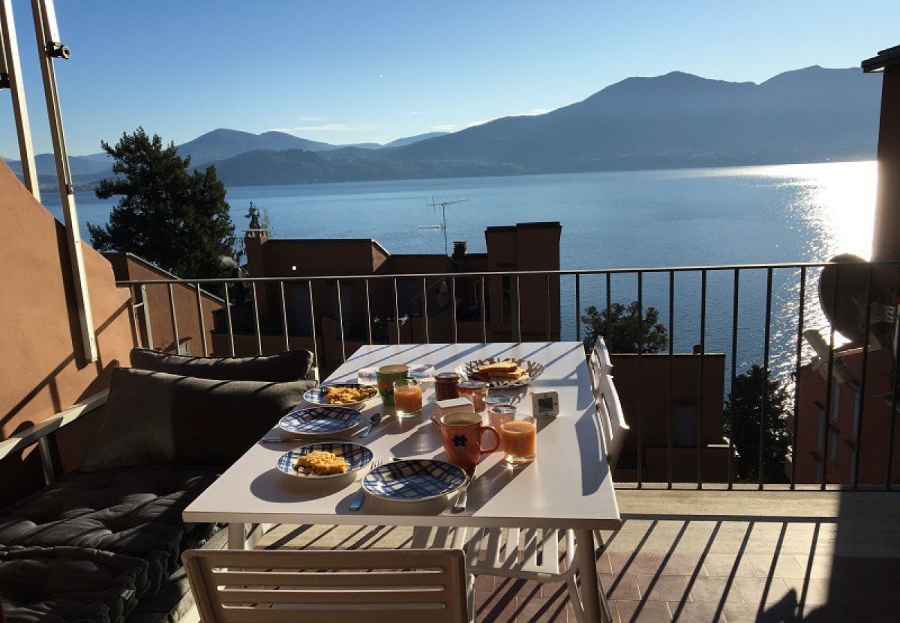 Ferienwohnung in Oggebbio - Lavinia apartment in Oggebbio with lake view