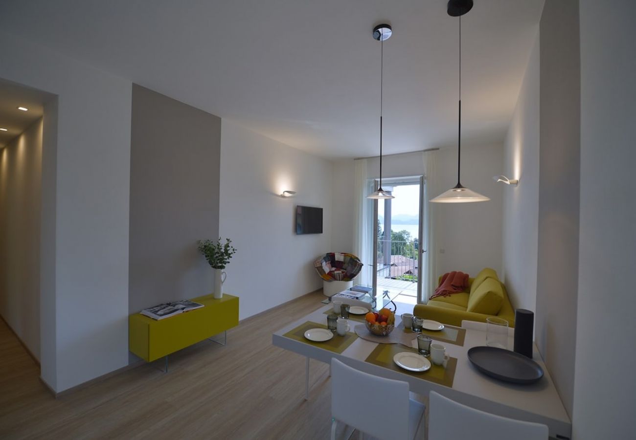 Ferienwohnung in Baveno - The View-Rainbow:design lake view apartment