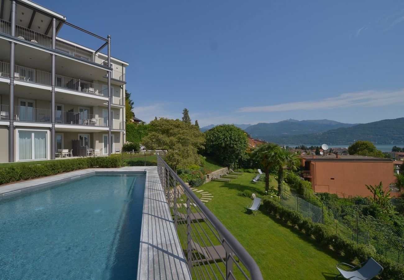 Ferienwohnung in Baveno - The View-Garden: design lake view apt. with porch