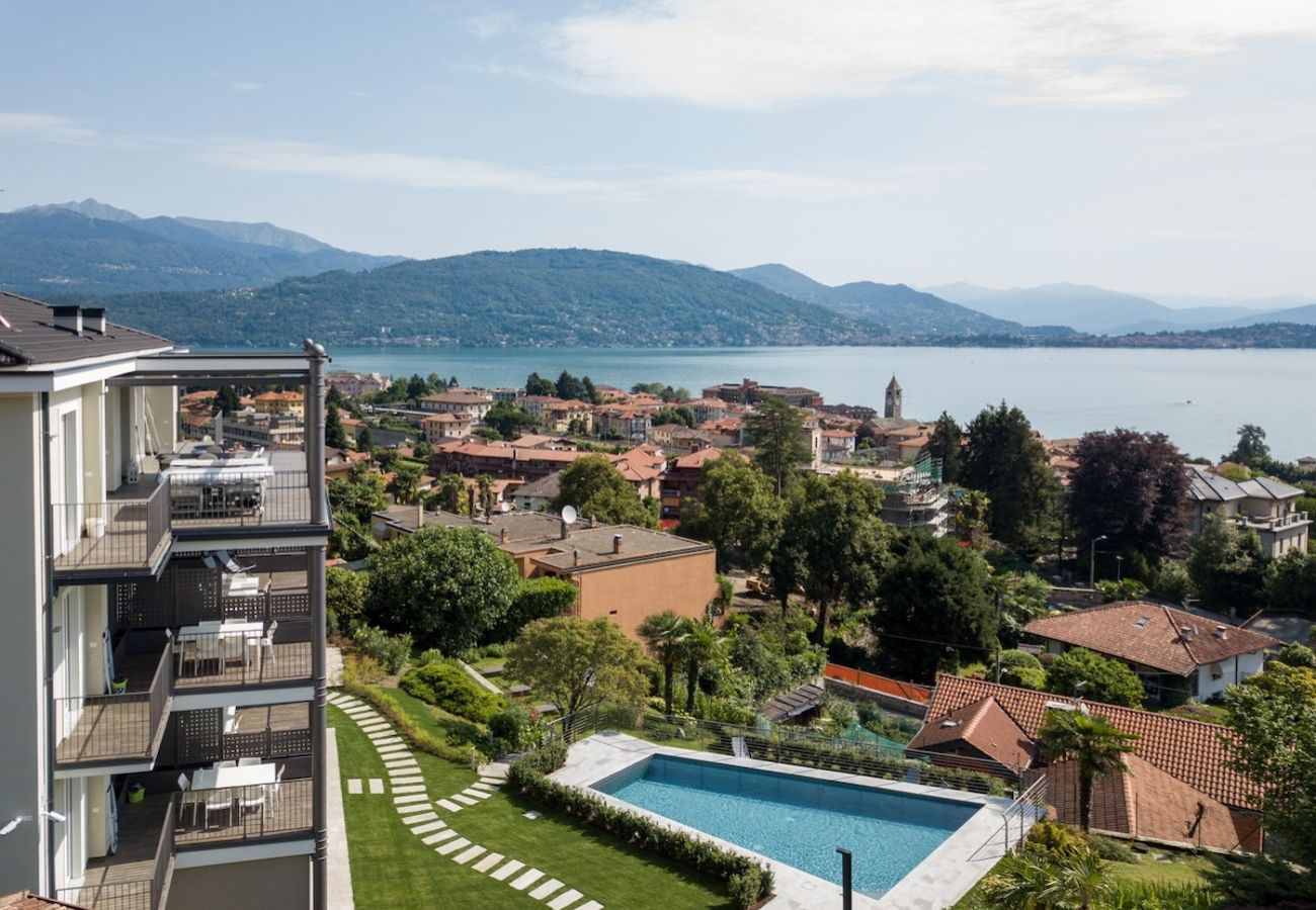 Ferienwohnung in Baveno - The View-Garden: design lake view apt. with porch