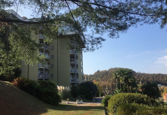 Ferienwohnung in Germignaga - Eucalipto 2 lake view apt. in a residence Ferienwohnung in Germignaga - Eucalipto 2 lake view apt. in a residence