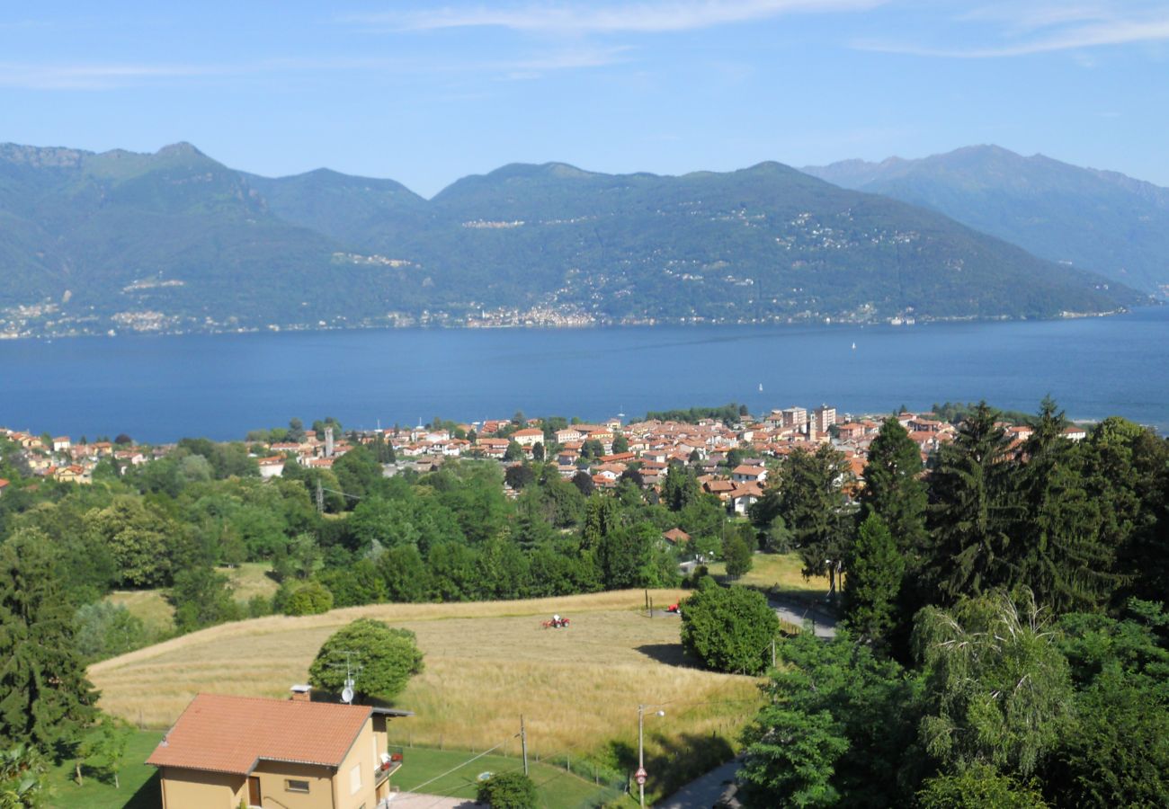 Ferienwohnung in Germignaga - Eucalipto 2 lake view apt. in a residence