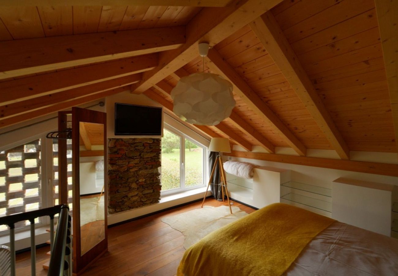 Villa in Lesa - Aurora Villa with pool in Lesa