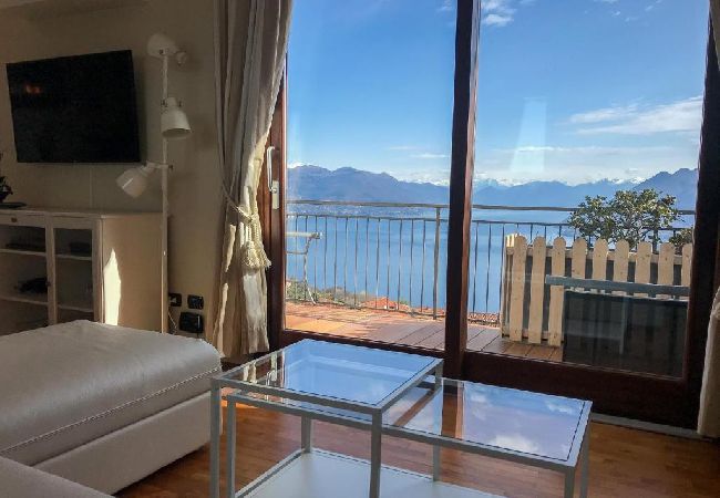 Ferienwohnung in Magognino - Penthouse San Rocco luxury lake view apartment Ferienwohnung in Magognino - Penthouse San Rocco luxury lake view apartment