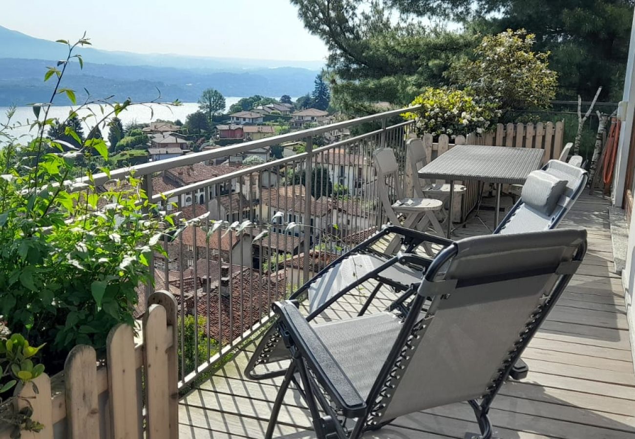 Ferienwohnung in Magognino - Penthouse San Rocco luxury lake view apartment