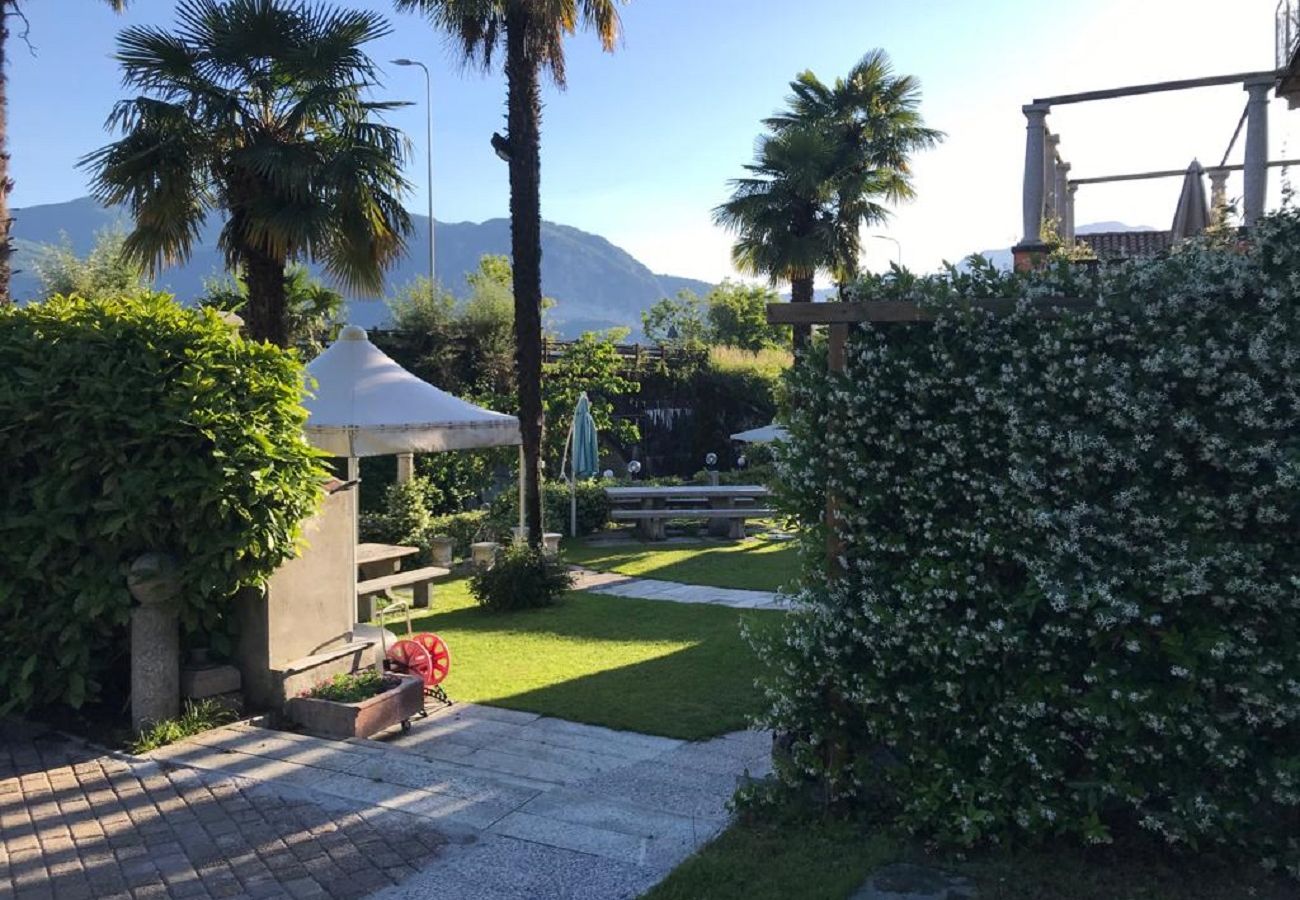 Ferienwohnung in Verbania - Gelsomino 1 apartment with lake view and beach