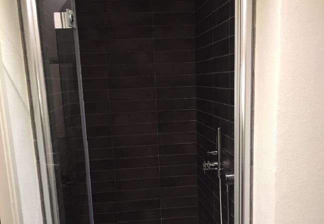 Ferienhaus in Cannero Riviera - Casa al Vecchio Porto overlooking the ancient port Ferienhaus in Cannero Riviera - Casa al Vecchio Porto overlooking the ancient port