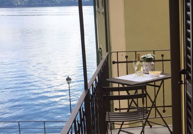 Ferienhaus in Cannero Riviera - Casa al Vecchio Porto overlooking the ancient port Ferienhaus in Cannero Riviera - Casa al Vecchio Porto overlooking the ancient port