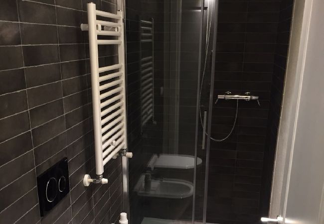 Ferienhaus in Cannero Riviera - Casa al Vecchio Porto overlooking the ancient port Ferienhaus in Cannero Riviera - Casa al Vecchio Porto overlooking the ancient port