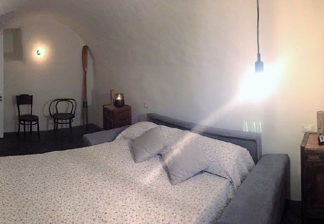 Ferienhaus in Cannero Riviera - Casa al Vecchio Porto overlooking the ancient port Ferienhaus in Cannero Riviera - Casa al Vecchio Porto overlooking the ancient port