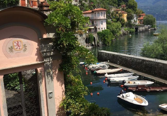 Ferienhaus in Cannero Riviera - Casa al Vecchio Porto overlooking the ancient port Ferienhaus in Cannero Riviera - Casa al Vecchio Porto overlooking the ancient port