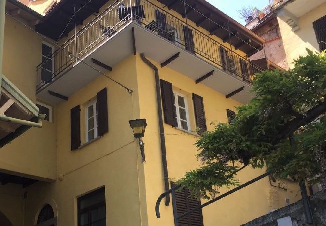 Ferienhaus in Cannero Riviera - Casa al Vecchio Porto overlooking the ancient port Ferienhaus in Cannero Riviera - Casa al Vecchio Porto overlooking the ancient port