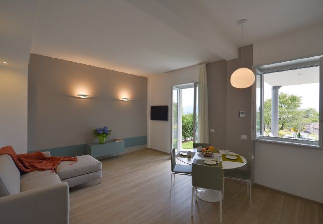 Ferienwohnung in Baveno - The View-Earth: design apt. with lake view Ferienwohnung in Baveno - The View-Earth: design apt. with lake view