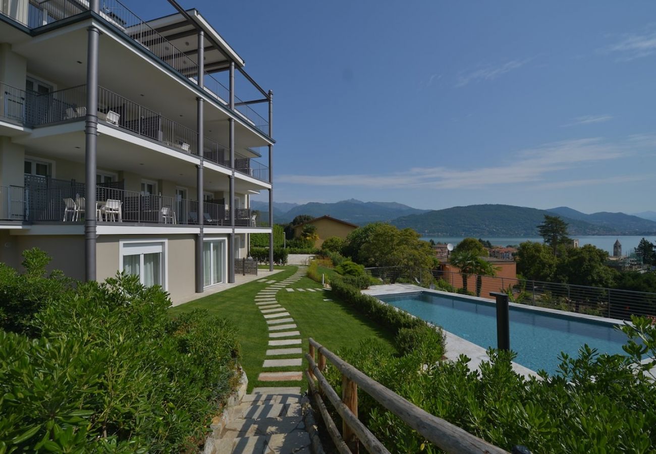 Ferienwohnung in Baveno - The View-Earth: design apt. with lake view