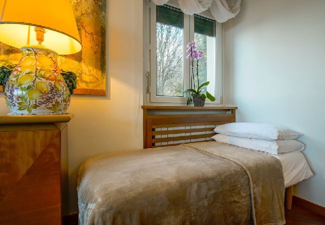 Ferienwohnung in Stresa - Sana Luxury apartment in Stresa with lake view Ferienwohnung in Stresa - Sana Luxury apartment in Stresa with lake view