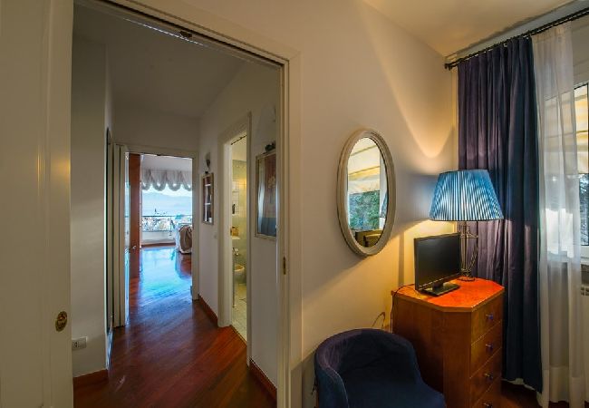 Ferienwohnung in Stresa - Sana Luxury apartment in Stresa with lake view Ferienwohnung in Stresa - Sana Luxury apartment in Stresa with lake view