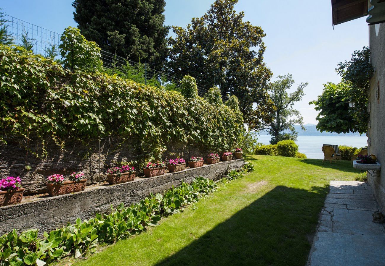 Villa in Verbania - Il Motto villa with big garden and lake view