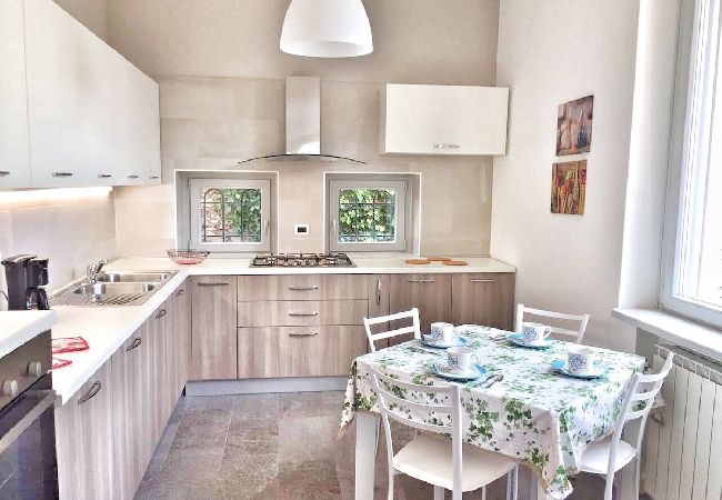 Ferienwohnung in Mergozzo - Oleandro 2 apartment in Residence Villa Cerutti Ferienwohnung in Mergozzo - Oleandro 2 apartment in Residence Villa Cerutti