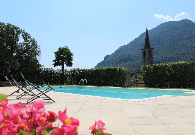 Ferienwohnung in Mergozzo - Oleandro 2 apartment in Residence Villa Cerutti Ferienwohnung in Mergozzo - Oleandro 2 apartment in Residence Villa Cerutti