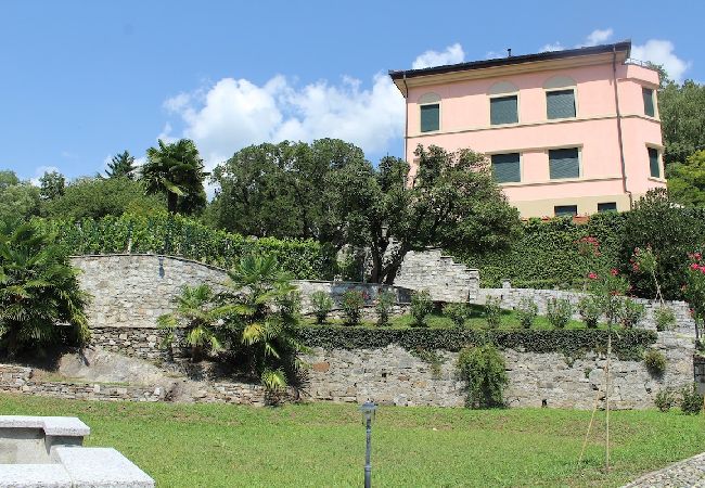 Ferienwohnung in Mergozzo - Oleandro 2 apartment in Residence Villa Cerutti Ferienwohnung in Mergozzo - Oleandro 2 apartment in Residence Villa Cerutti