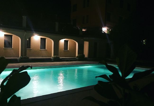 Ferienwohnung in Mergozzo - Oleandro 2 apartment in Residence Villa Cerutti Ferienwohnung in Mergozzo - Oleandro 2 apartment in Residence Villa Cerutti