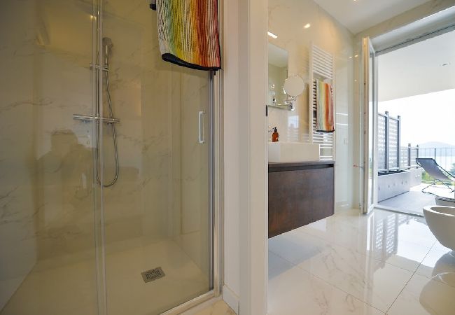 Ferienwohnung in Baveno - The View-Star: design apt. with terrace Ferienwohnung in Baveno - The View-Star: design apt. with terrace