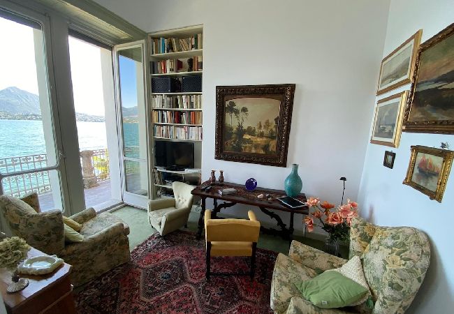 Ferienwohnung in Stresa - Liberty apartment  with beach Ferienwohnung in Stresa - Liberty apartment  with beach