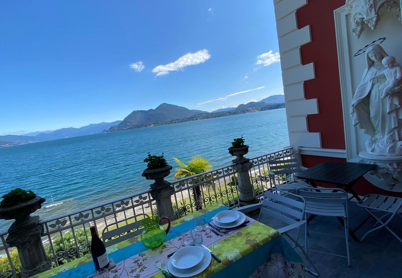 Ferienwohnung in Stresa - Liberty apartment  with beach