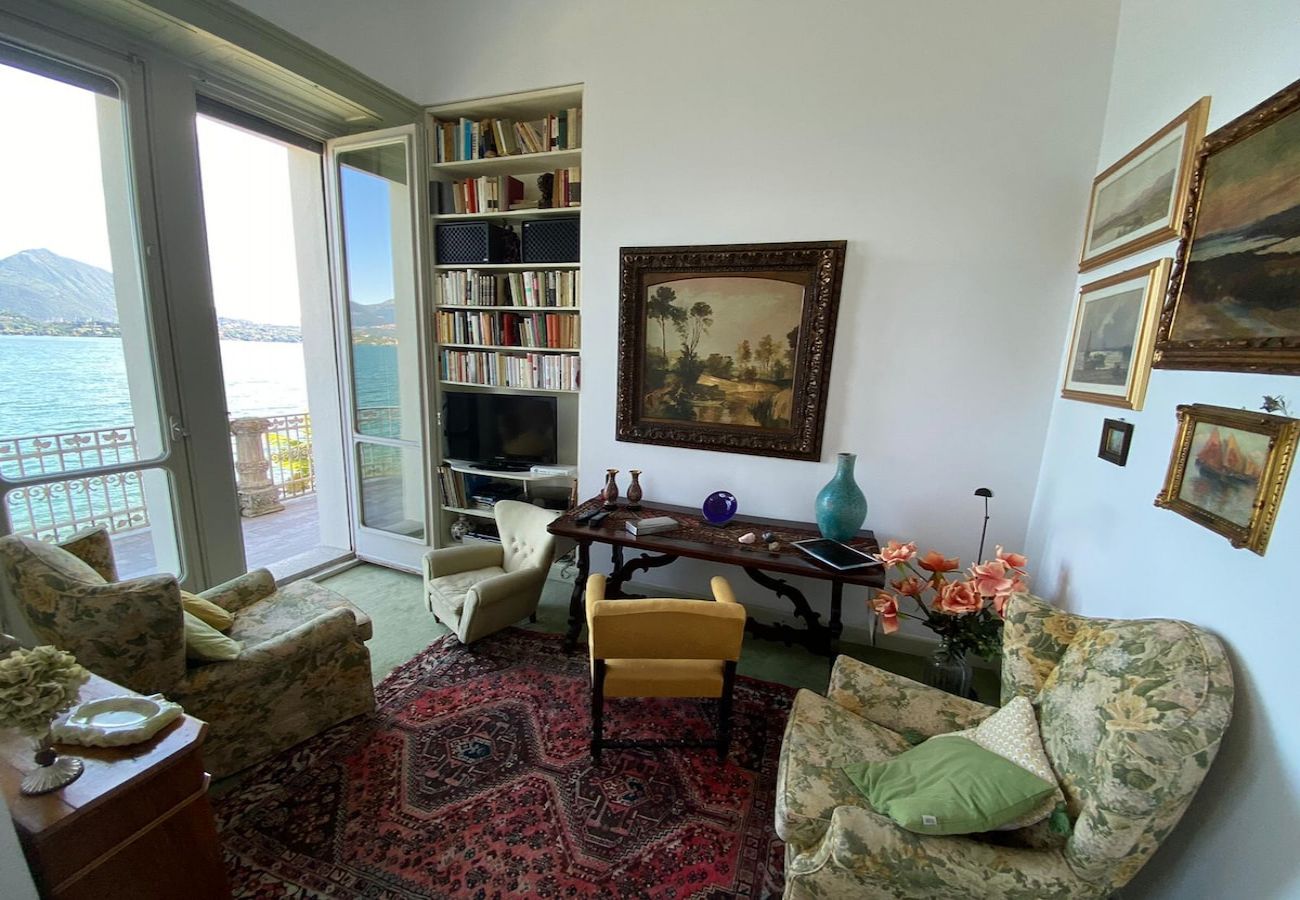 Ferienwohnung in Stresa - Liberty apartment  with beach