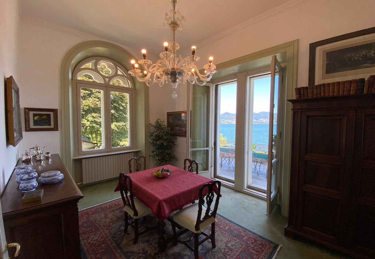 Ferienwohnung in Stresa - Liberty apartment  with beach