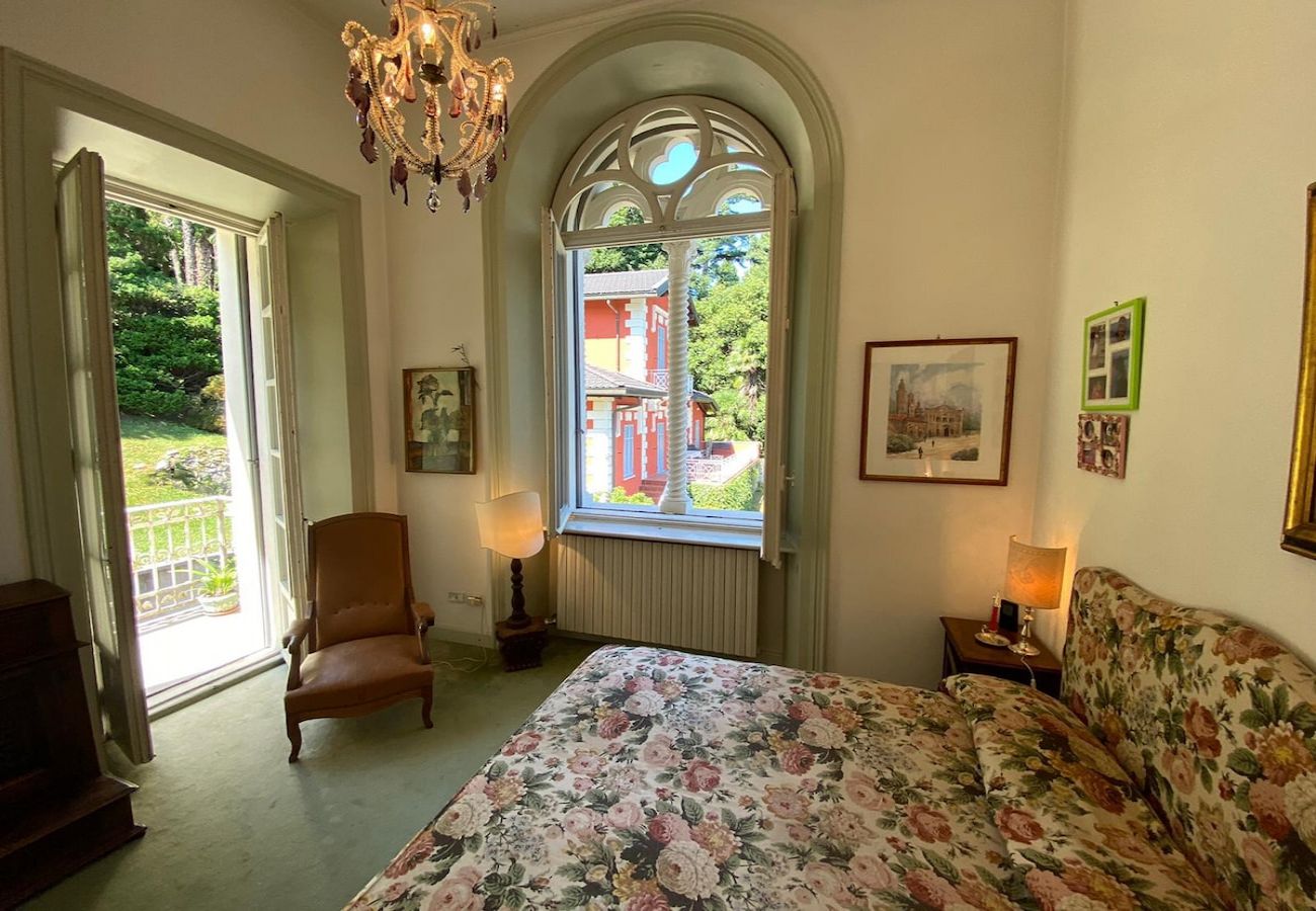 Ferienwohnung in Stresa - Liberty apartment  with beach