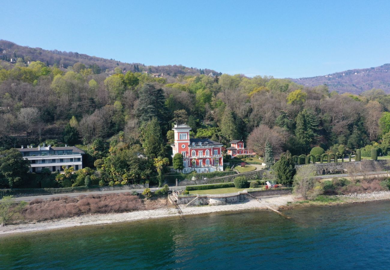 Ferienwohnung in Stresa - Liberty apartment  with beach