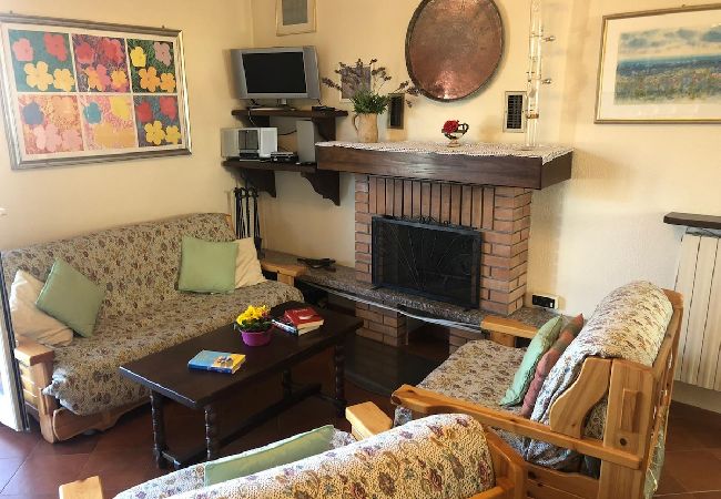 Ferienwohnung in Germignaga - Nicole 1 apartment in a residence with pool Ferienwohnung in Germignaga - Nicole 1 apartment in a residence with pool