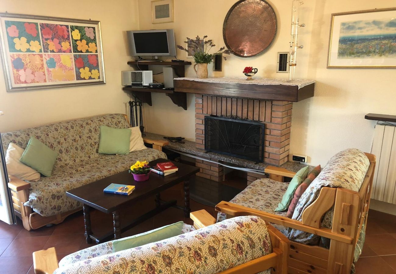 Ferienwohnung in Germignaga - Nicole 1 apartment in a residence with pool Ferienwohnung in Germignaga - Nicole 1 apartment in a residence with pool