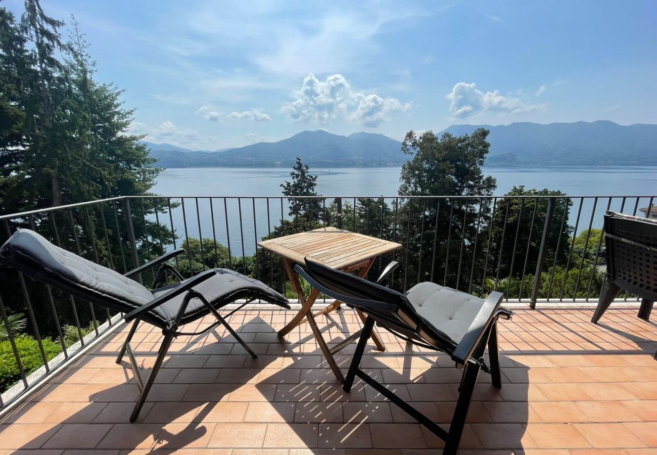 Ferienwohnung in Oggebbio - Gioia apartment with lake view and pool