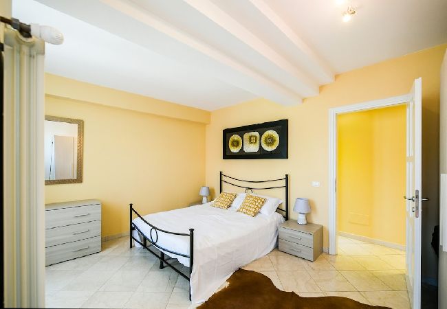 Ferienwohnung in Verbania - Giulia apartment with lake view in Verbania Ferienwohnung in Verbania - Giulia apartment with lake view in Verbania